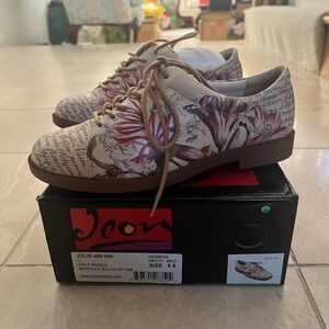 ICON Los Angeles Monthly Bouquet Golf Shoes